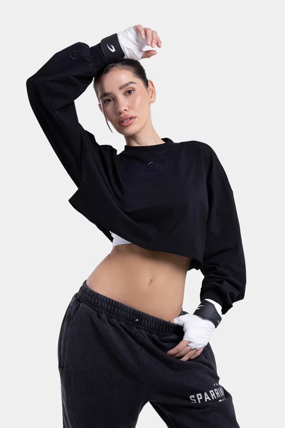 스트라이크 오버사이즈 크롭 롱슬리브 티셔츠 블랙